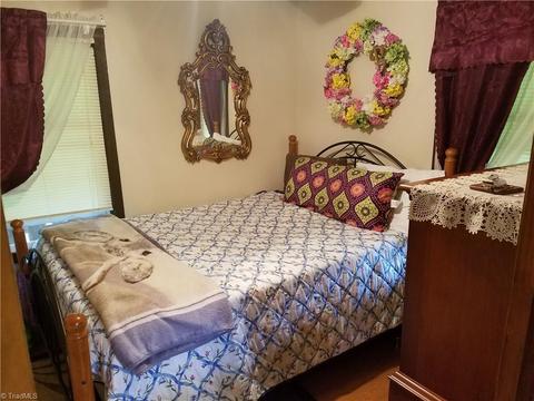 174 Copeland, Laurel Fork, VA 24352 photo 23