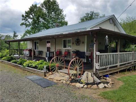 174 Copeland, Laurel Fork, VA 24352 photo 1