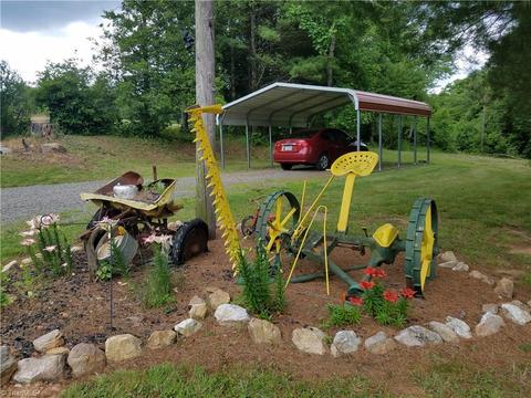 174 Copeland, Laurel Fork, VA 24352 photo 7