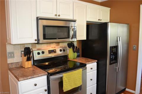 4212 Braddock Rd, High Point, NC 27265 photo 8