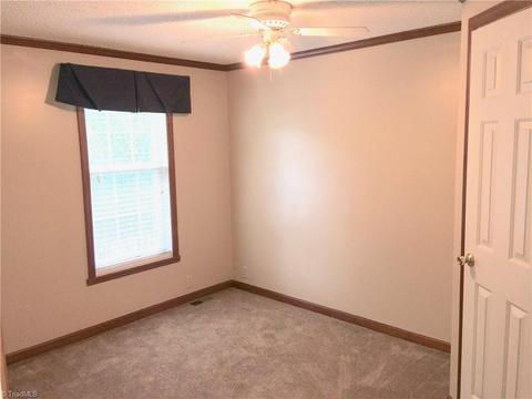 3315 Alamo Dr, Trinity, NC 27370 photo 10