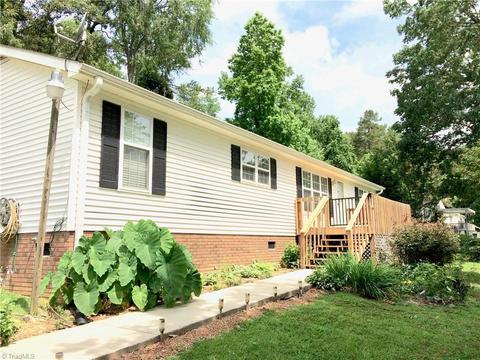 3315 Alamo Dr, Trinity, NC 27370 photo 1