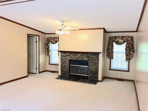 3315 Alamo Dr, Trinity, NC 27370 photo 3