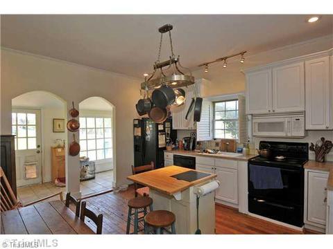 1138 Perch Rd, Pinnacle, NC 27043 photo 3