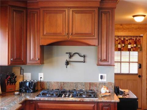 433 Curry Rd, High Point, NC 27265 photo 8