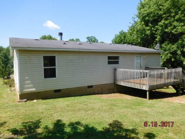 116 Pebblestone Ct, King, NC 27021 photo 2