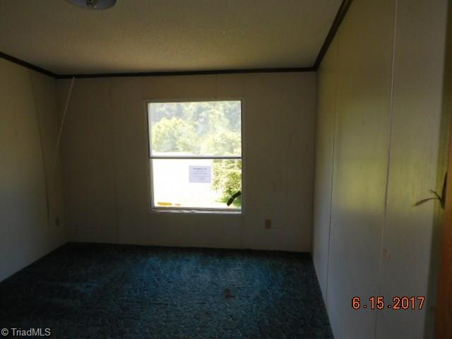 116 Pebblestone Ct, King, NC 27021 photo 9