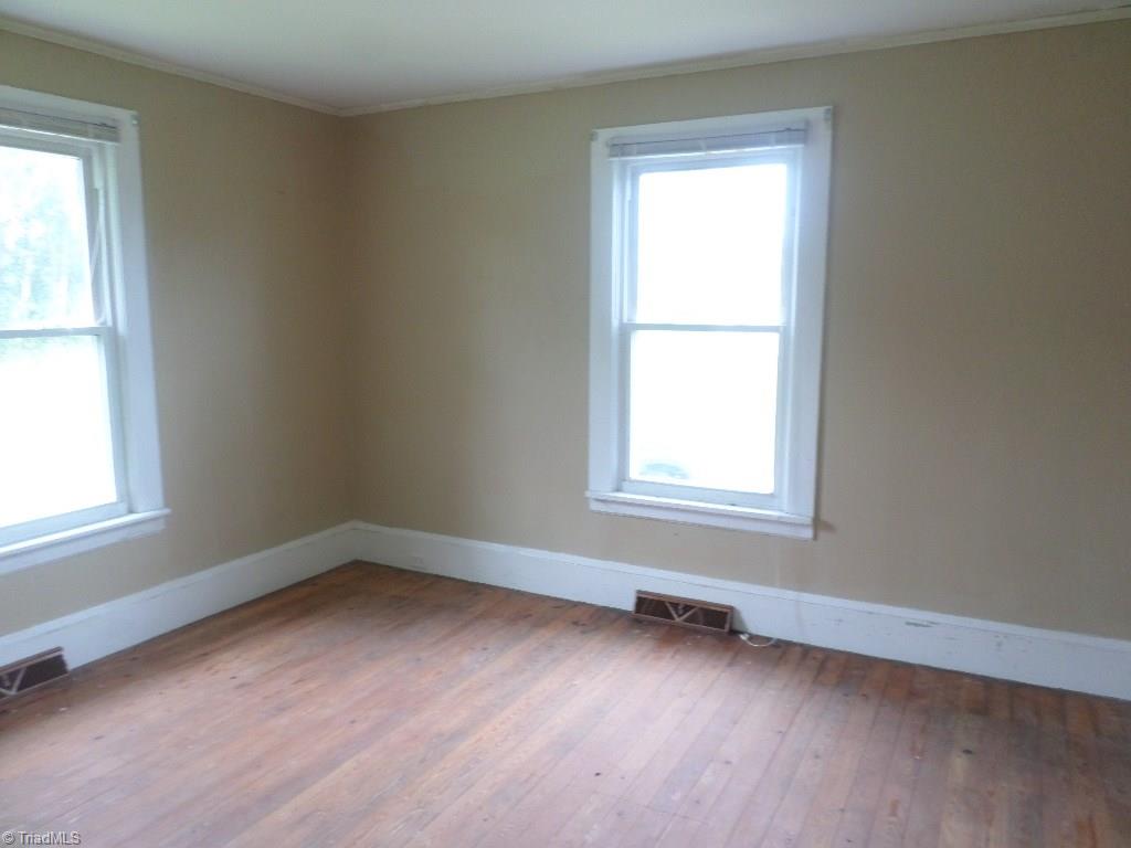 8406 Nc 268, Dobson, NC 27017 photo 7