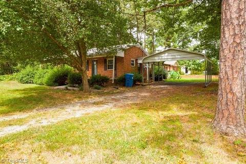 474 N Main St, Staley, NC 27355 photo 2