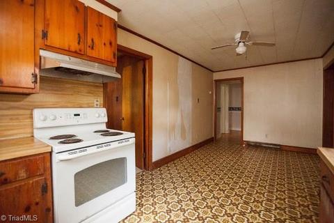474 N Main St, Staley, NC 27355 photo 6