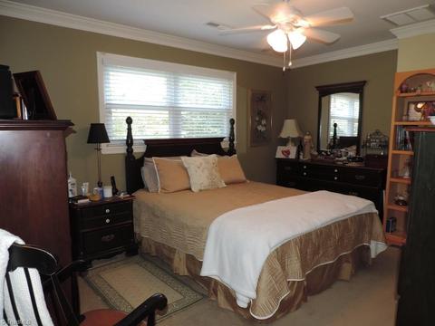 2217 Plainview Dr, High Point, NC 27265 photo 13