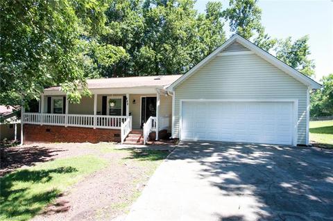 102 Brandon Ln, Trinity, NC 27370 photo 2