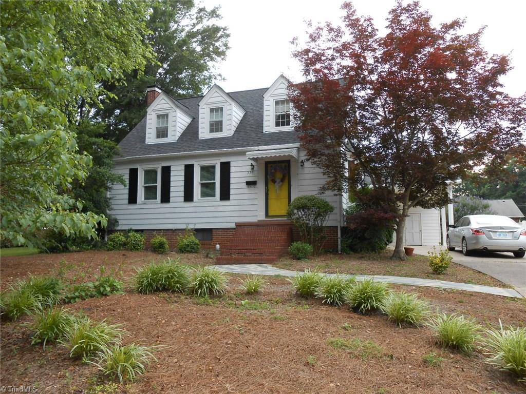331 Maple St, Eden, NC 27288 photo 1