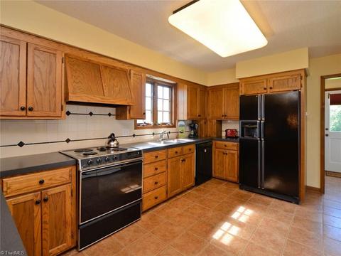 1012 Nance Rd, King, NC 27021 photo 11