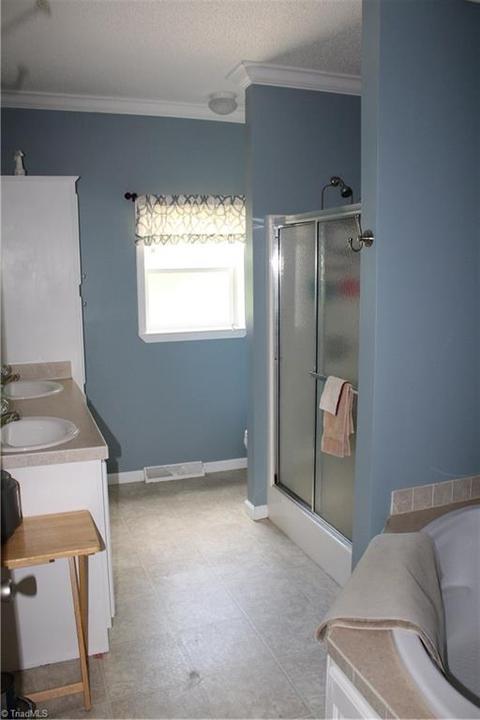 322 Melton Rd, Elkin, NC 28621 photo 7