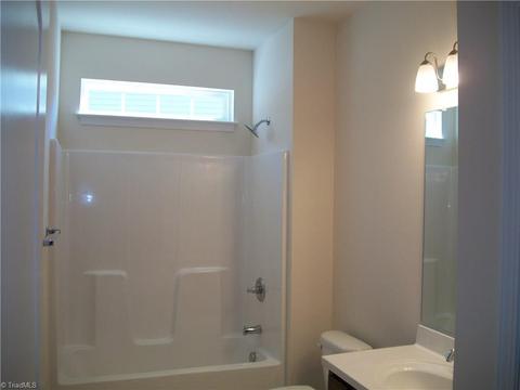 748 Forester Ct, High Point, NC 27265 photo 9