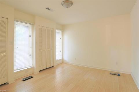 402 Dorado Dr, High Point, NC 27265 photo 20