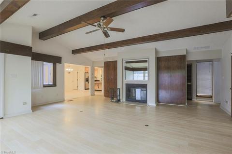 402 Dorado Dr, High Point, NC 27265 photo 10
