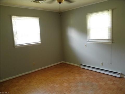 5582 Windemere Cir, Trinity, NC 27370 photo 23
