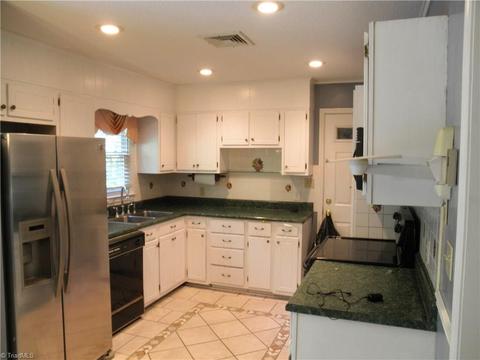 5582 Windemere Cir, Trinity, NC 27370 photo 8