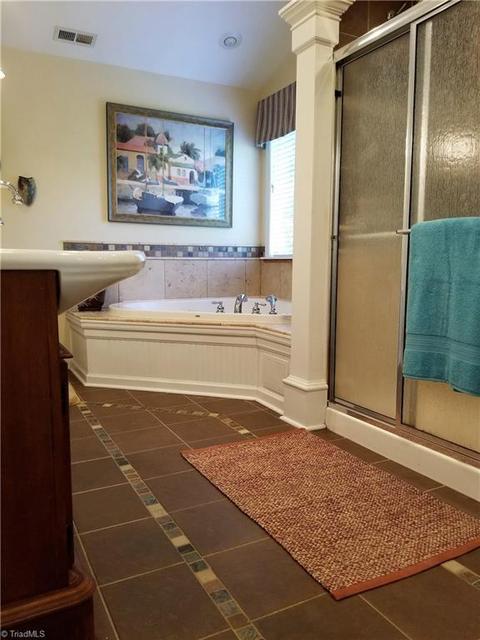 894 Carson Rd, Pilot Mountain, NC 27041 photo 15