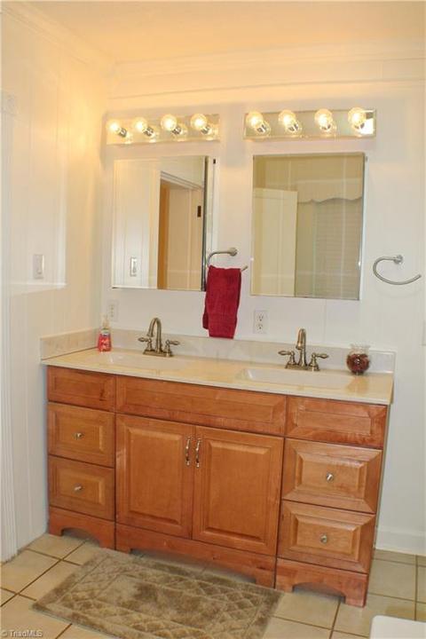 3075 Stokes Ferry Rd, Salisbury, NC 28146 photo 18