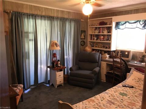 2456 Old Mountain Rd, Trinity, NC 27370 photo 9