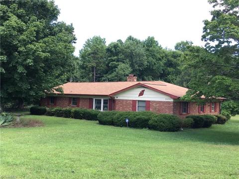 2456 Old Mountain Rd, Trinity, NC 27370 photo 1