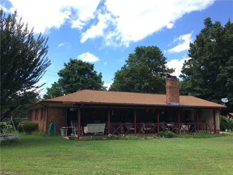 2456 Old Mountain Rd, Trinity, NC 27370 photo 13