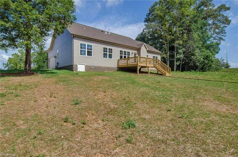 8426 Cripplegate Trce, Browns Summit, NC 27214 photo 27
