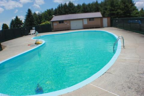 163 Alpine Way, Fancy Gap, VA 24328 photo 18