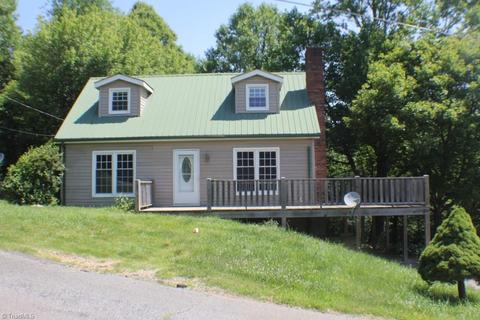 163 Alpine Way, Fancy Gap, VA 24328 photo 1