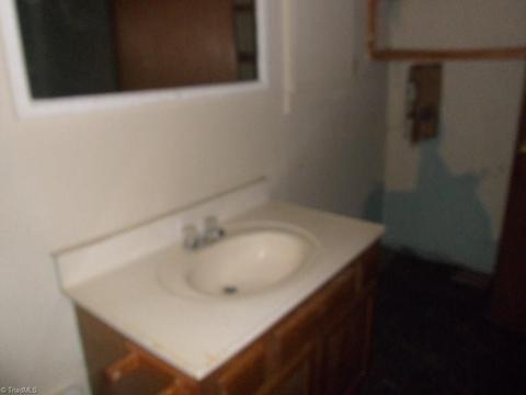 6076 Kennedy Rd, Trinity, NC 27370 photo 7
