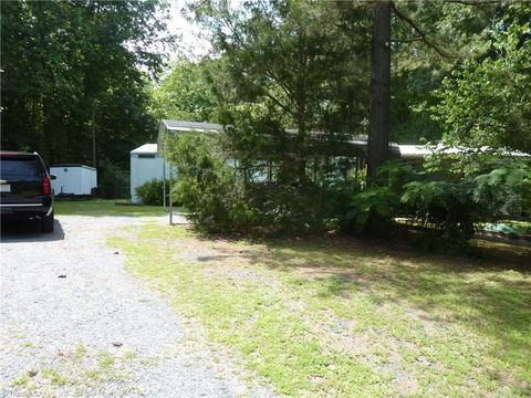 1317 Koonce Dr, Trinity, NC 27370 photo 2