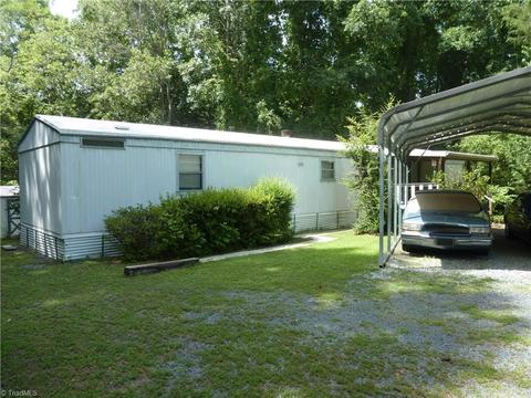 1317 Koonce Dr, Trinity, NC 27370 photo 3
