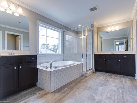 2688 Splitbrooke Dr, High Point, NC 27265 photo 26