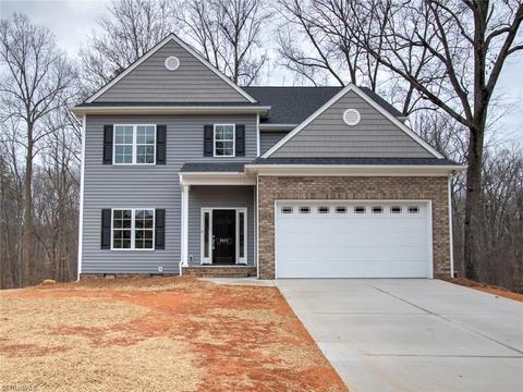 2688 Splitbrooke Dr, High Point, NC 27265 photo 1