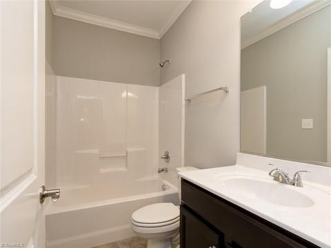 2688 Splitbrooke Dr, High Point, NC 27265 photo 11