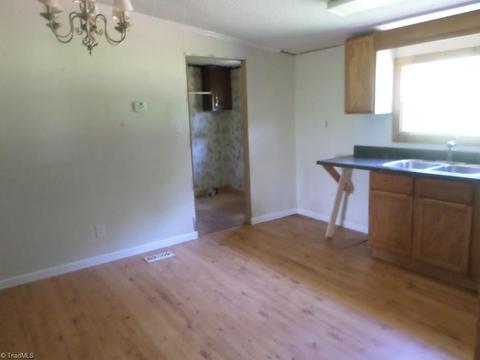 311 Haynes Rd, Dobson, NC 27017 photo 4