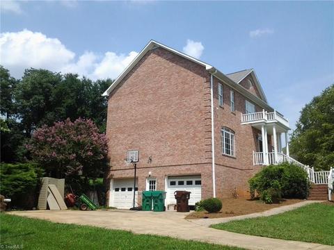 7352 Chapsworth Dr, Trinity, NC 27370 photo 5