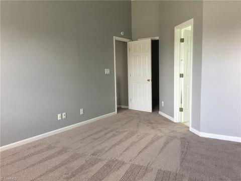 3665 Single Leaf Ct, High Point, NC 27265 photo 10