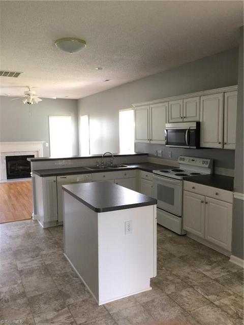 3665 Single Leaf Ct, High Point, NC 27265 photo 3