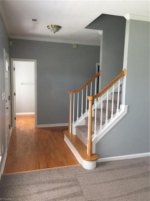 3665 Single Leaf Ct, High Point, NC 27265 photo 9