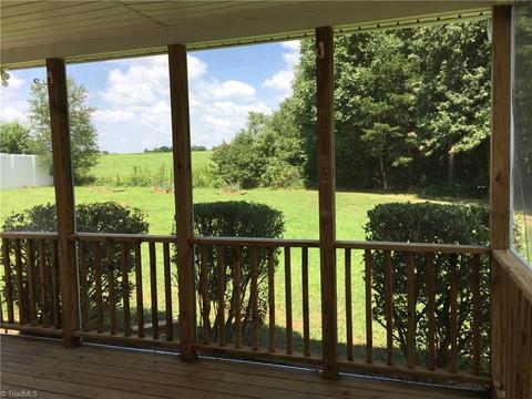 3665 Single Leaf Ct, High Point, NC 27265 photo 13