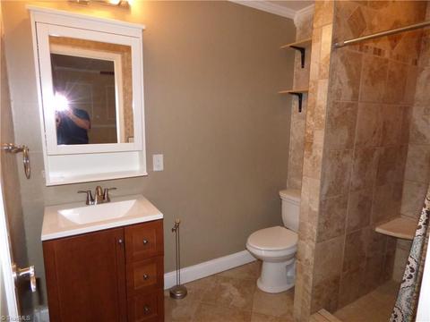 2147 Rivermeade Dr, High Point, NC 27265 photo 11