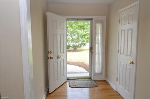 887 Eli Moore Ct, High Point, NC 27265 photo 14