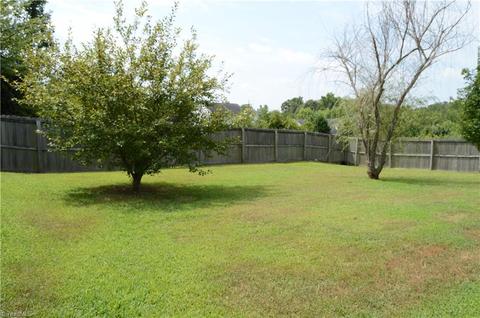 887 Eli Moore Ct, High Point, NC 27265 photo 9