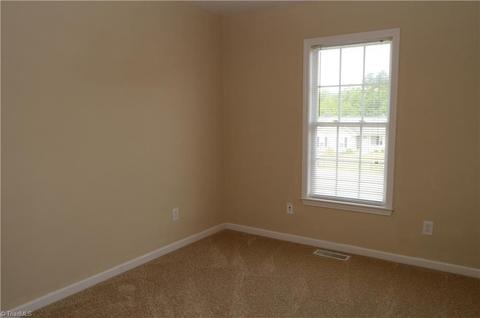887 Eli Moore Ct, High Point, NC 27265 photo 18