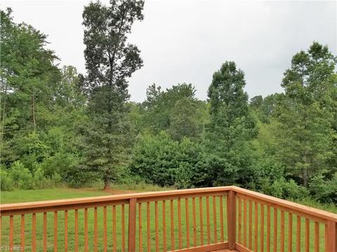 1075 Shady Ln, Pinnacle, NC 27043 photo 17
