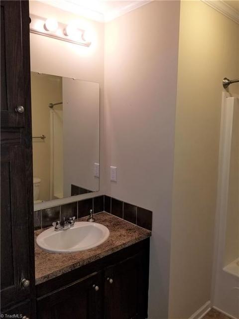 1075 Shady Ln, Pinnacle, NC 27043 photo 15